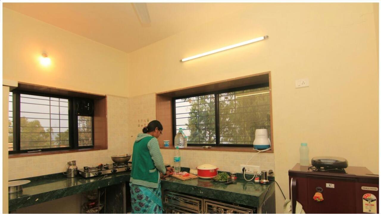 Inaya Bungalow Villa Panchgani Esterno foto